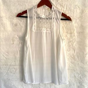 Women's Lace Crochet Crew Neck Blouse